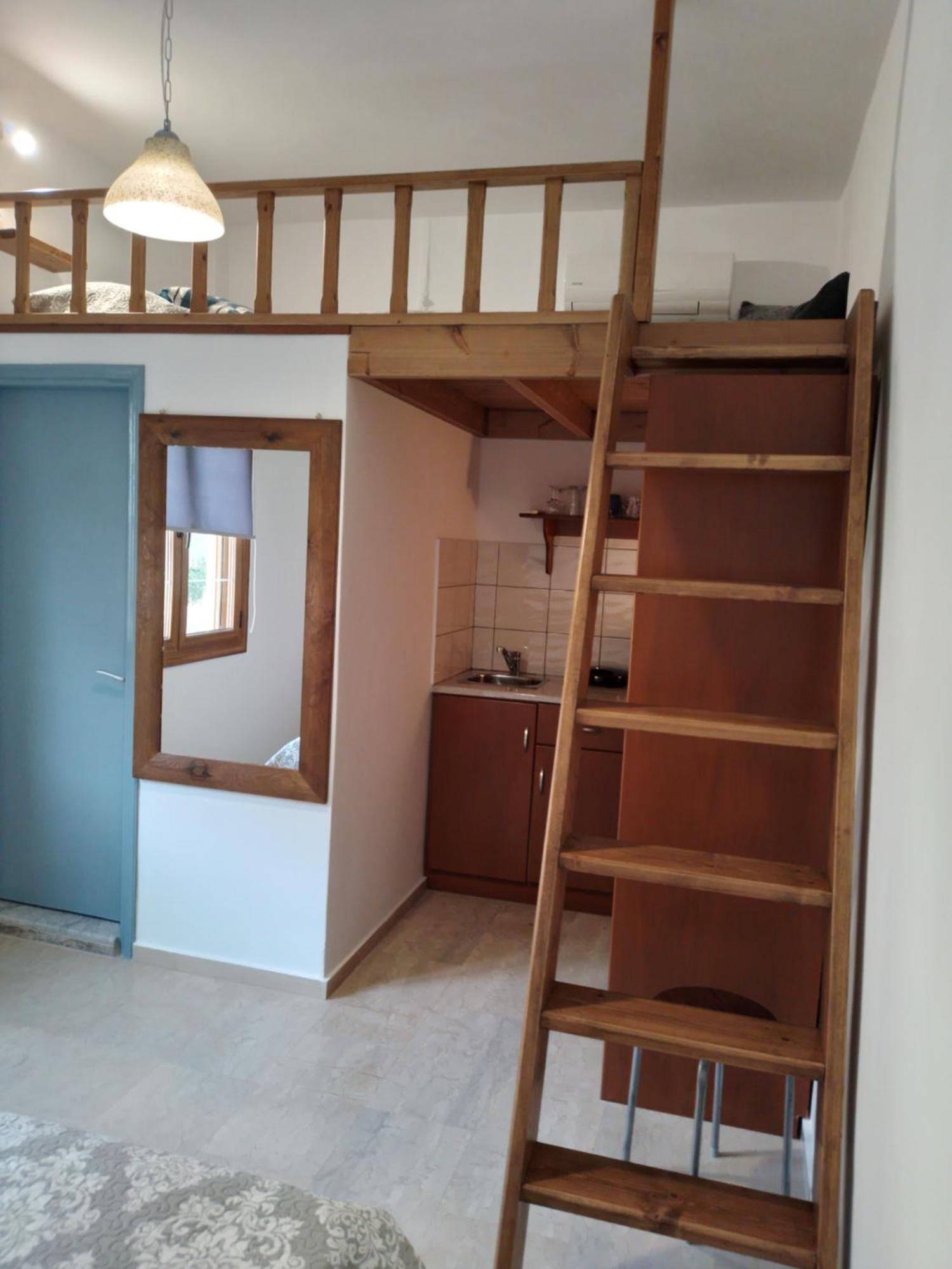 Manolakis Pizanias Apartment Emborios Ngoại thất bức ảnh